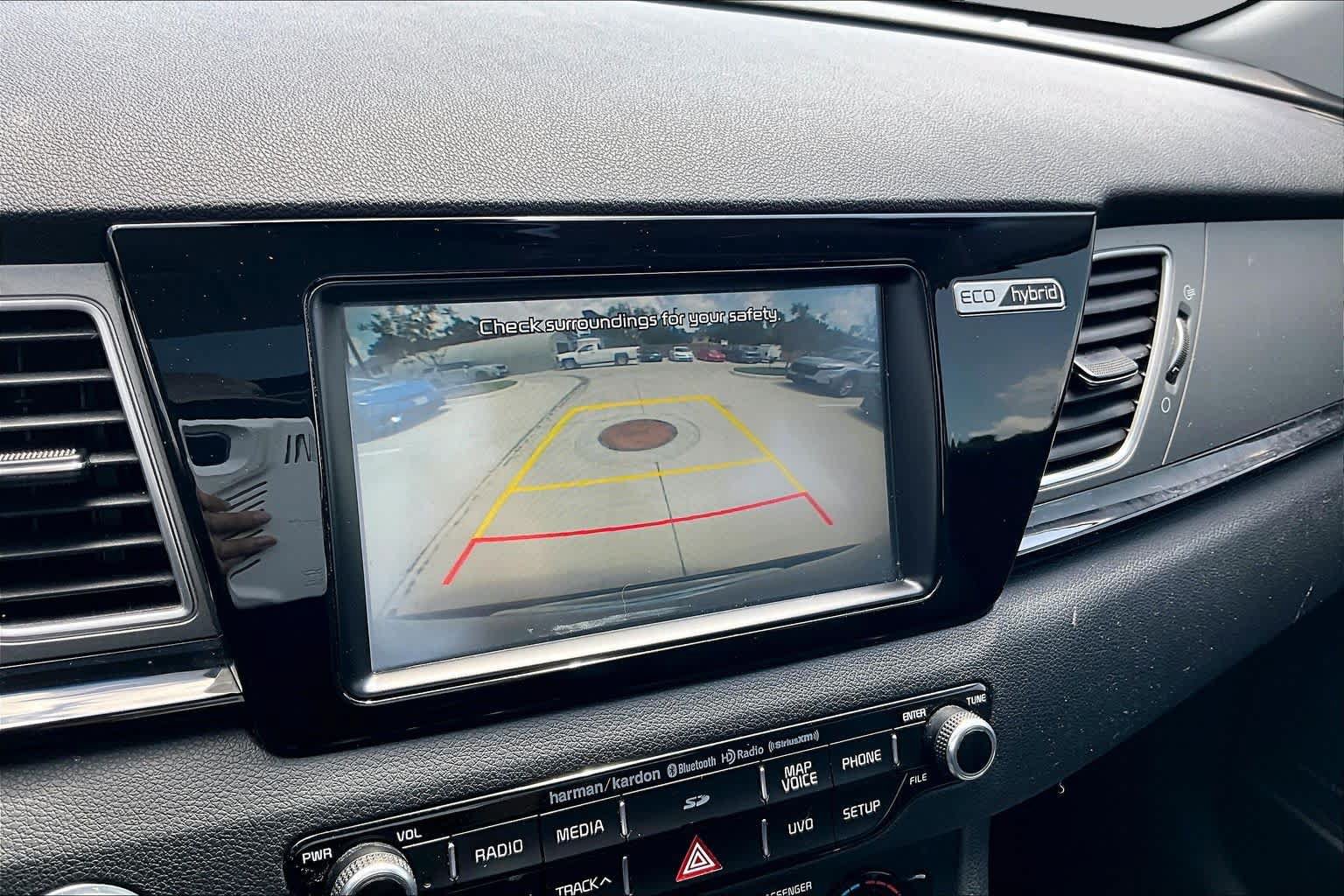 Used 2018 Kia Niro Touring FWD image 25