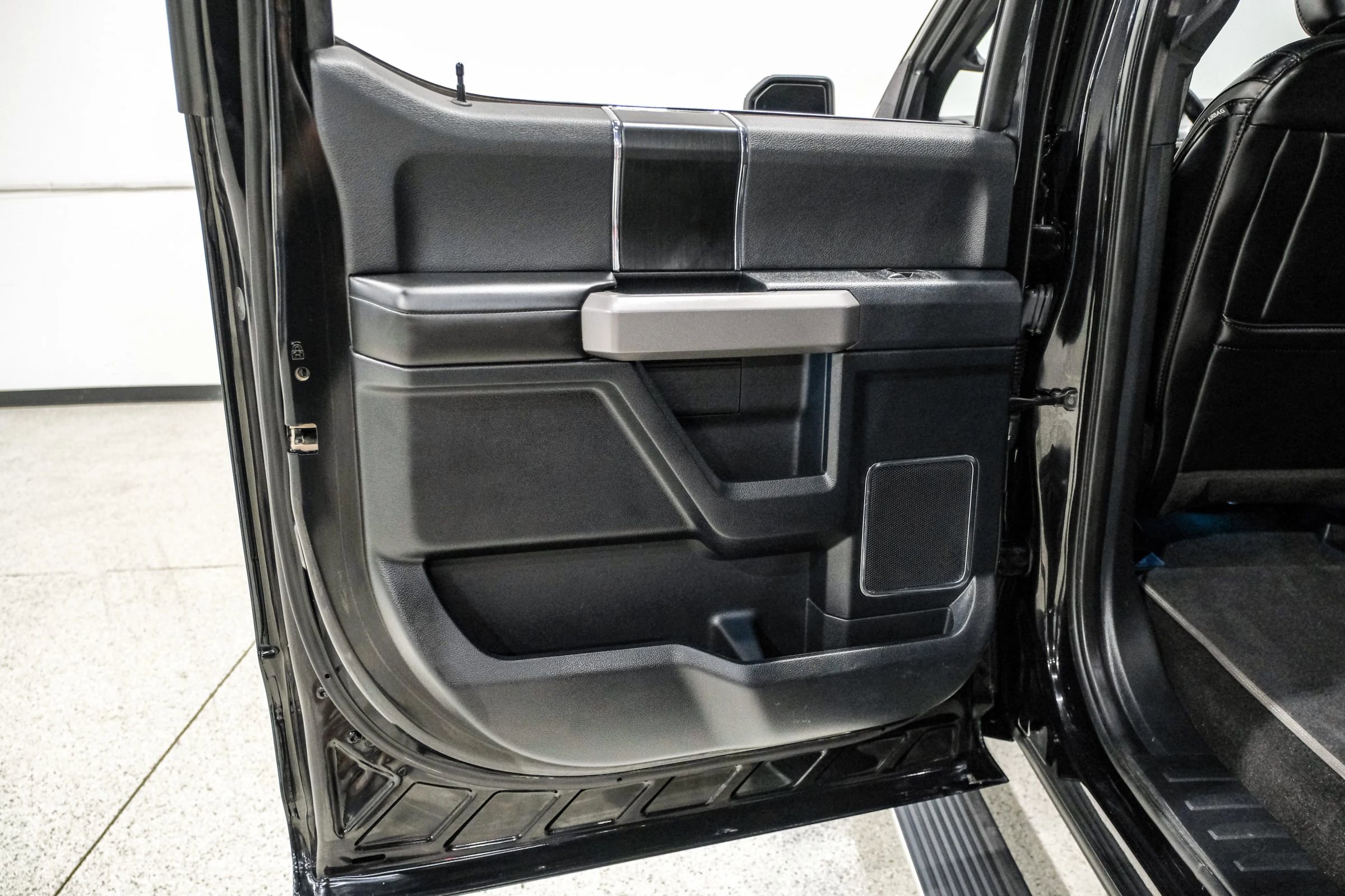 Used 2020 Ford F150 Platinum image 42