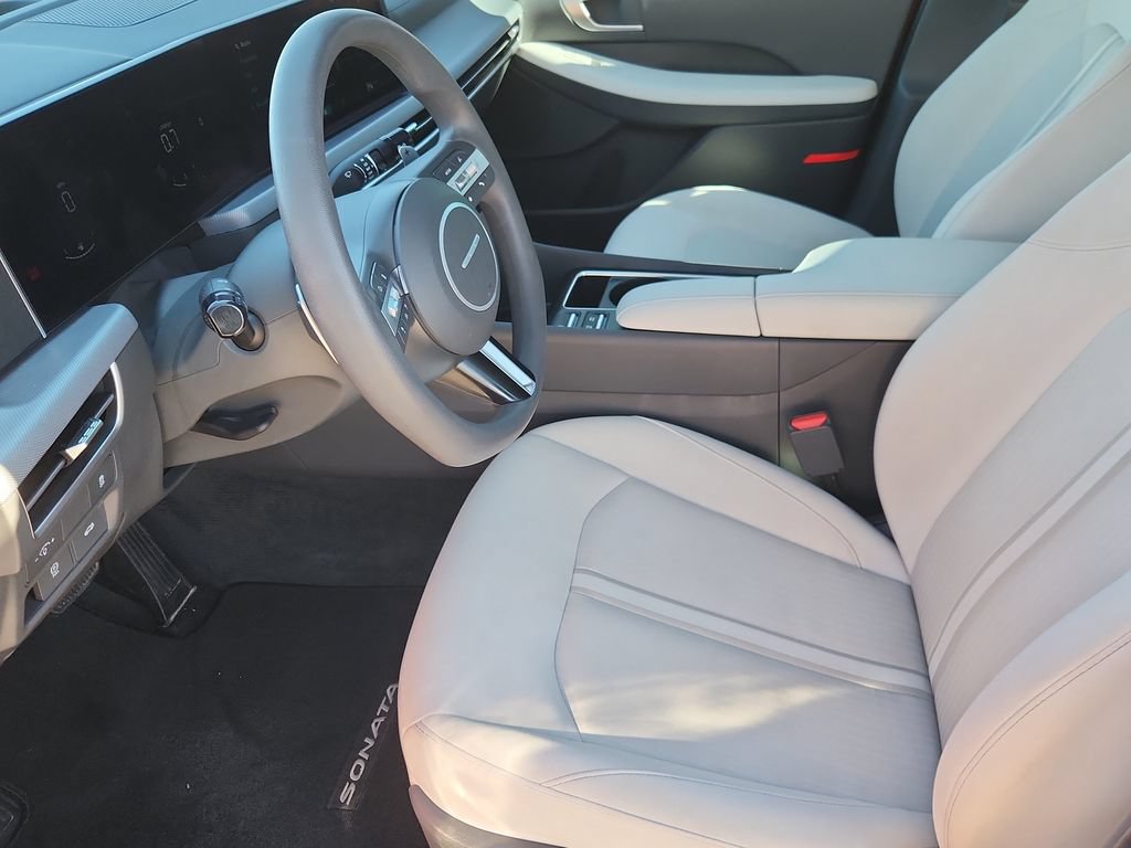 Used 2024 Hyundai Sonata SEL AWD/4WD image 8