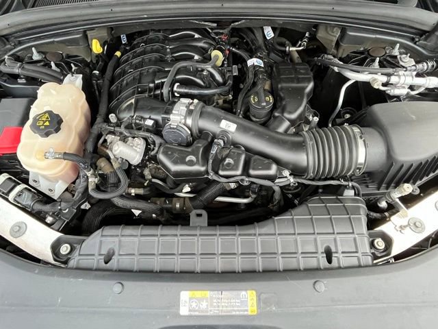 Used 2023 Jeep Grand Cherokee Limited image 30