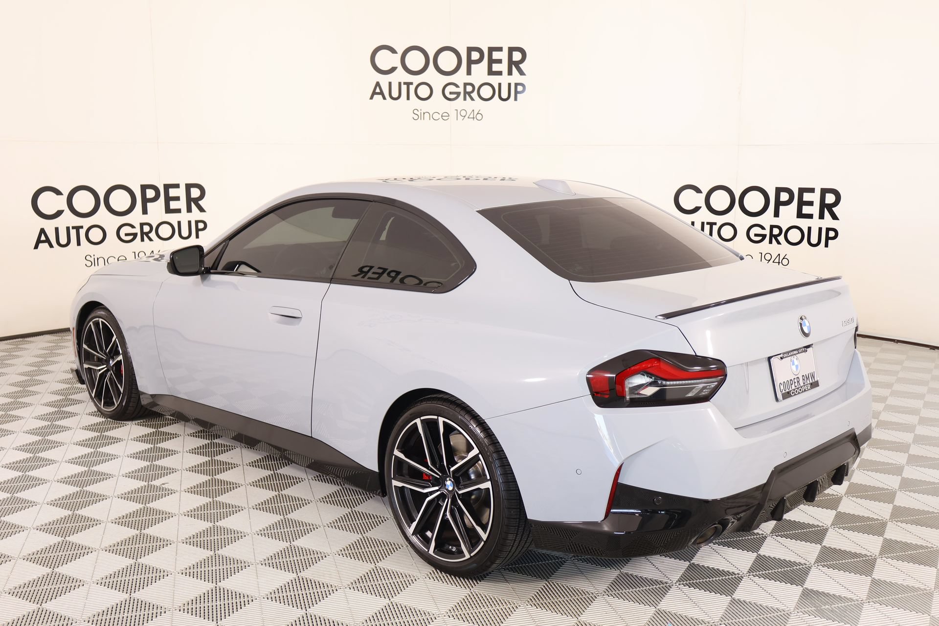 Used 2024 BMW 230i Coupe w/ Premium Package RWD image 23