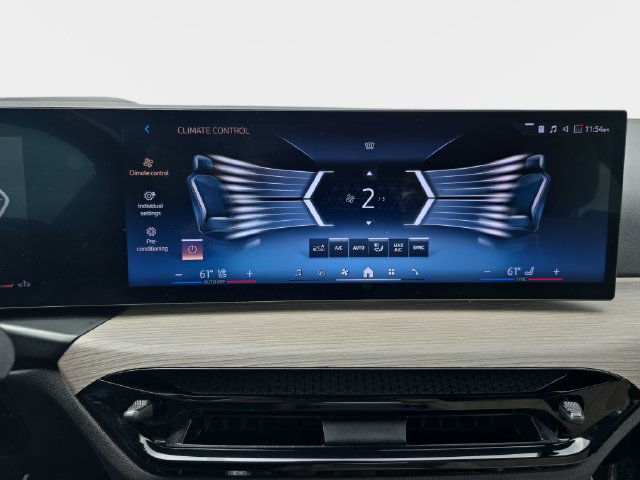 Used 2025 BMW 230i xDrive Coupe w/ Premium Package AWD/4WD image 26