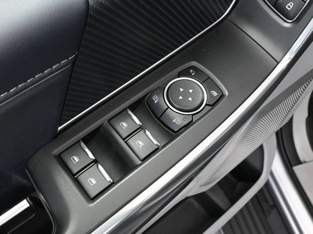 Used 2023 Ford F150 Limited AWD/4WD image 19