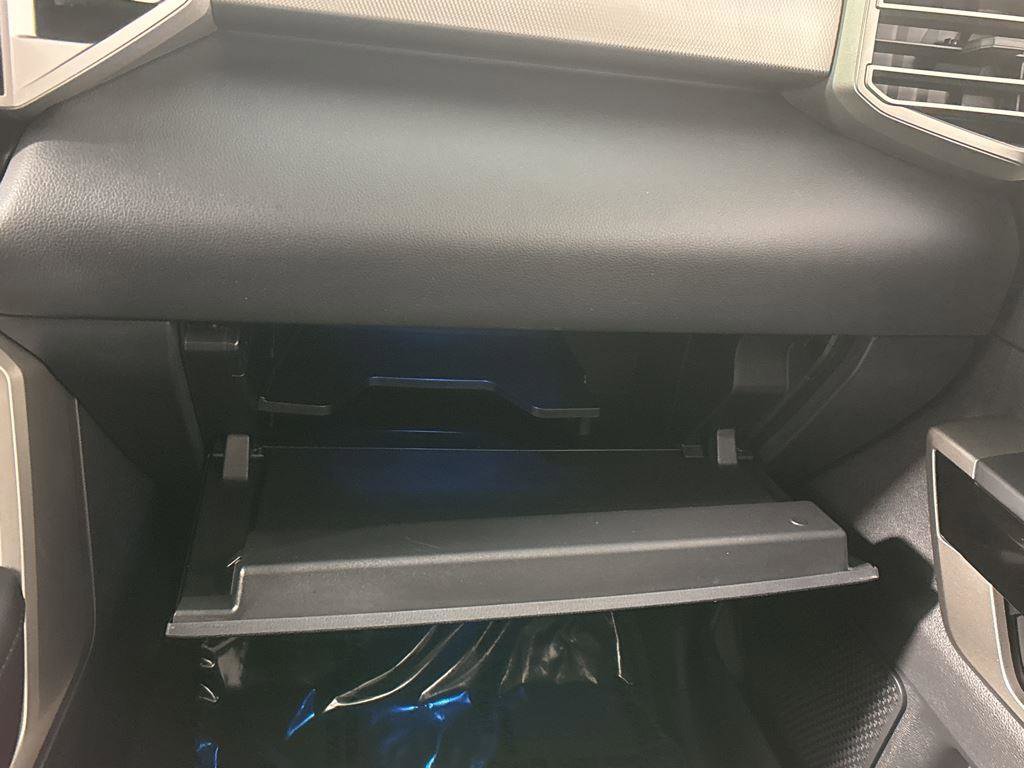 Used 2024 Toyota Tundra Limited image 28