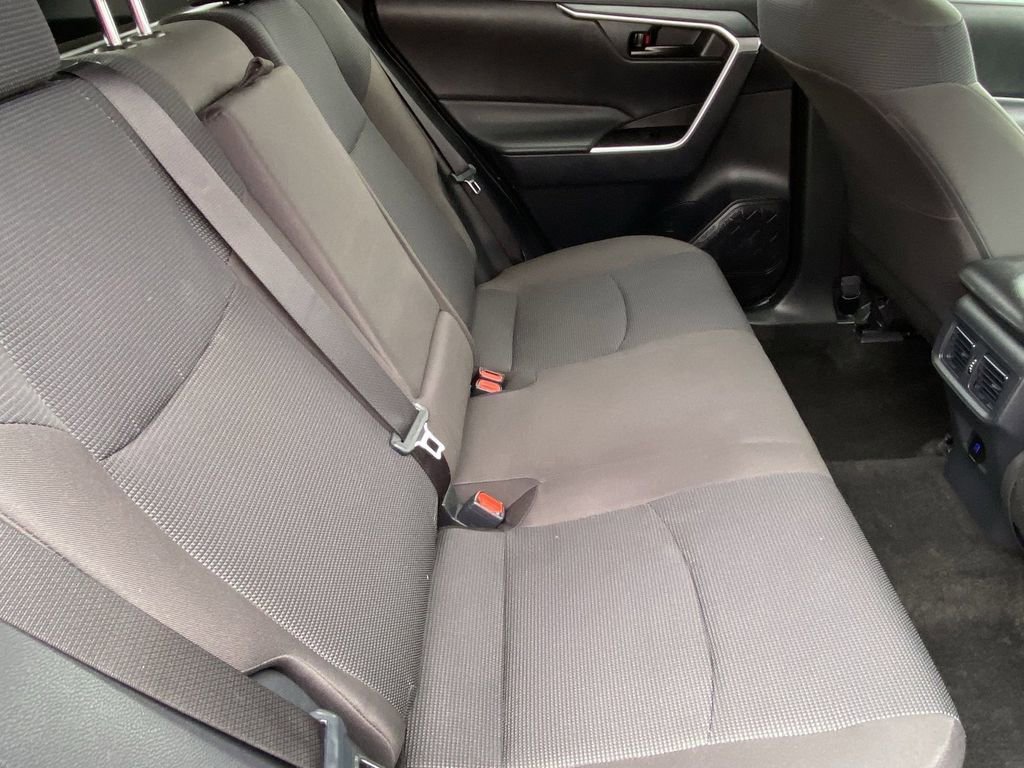 Certified 2025 Toyota RAV4 LE FWD image 18