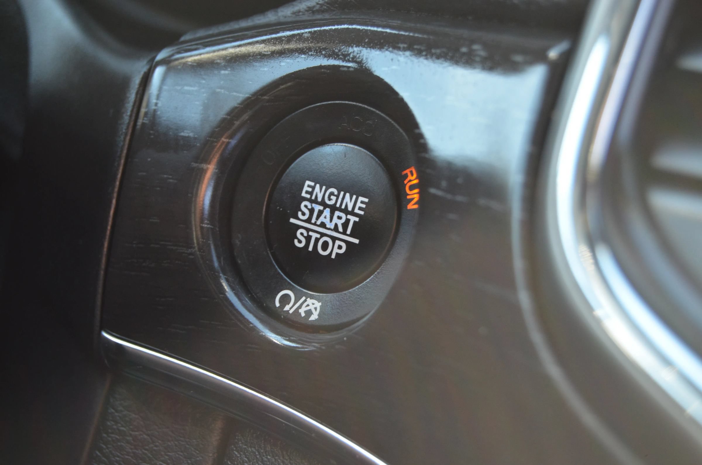 Used 2018 Jeep Grand Cherokee Limited RWD image 35