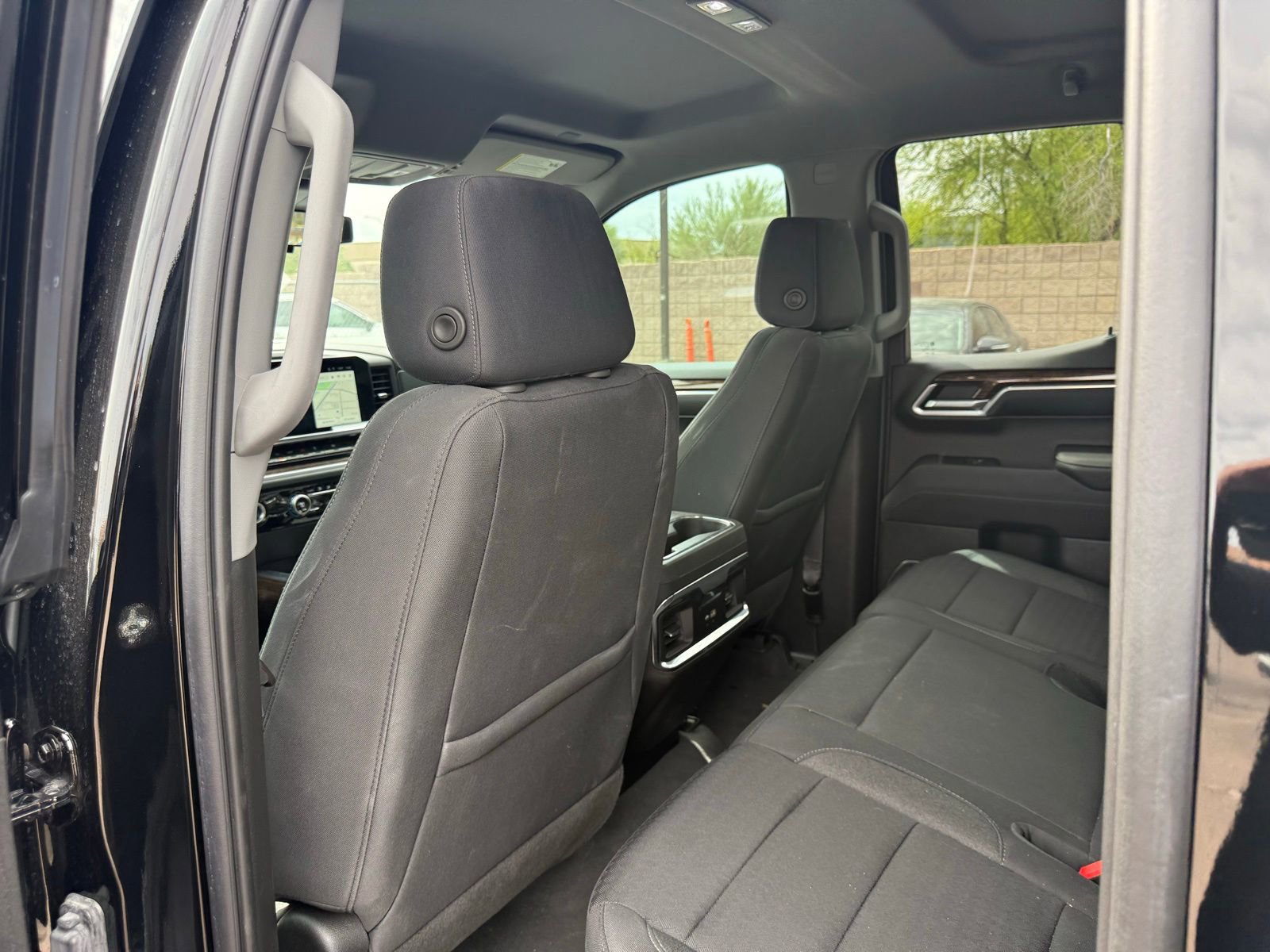 Used 2022 GMC Sierra 1500 Elevation w/ LPO, Elevation Black Package AWD/4WD image 11