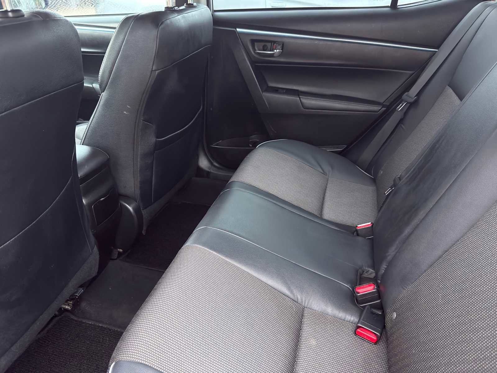 Used 2014 Toyota Corolla S FWD image 26