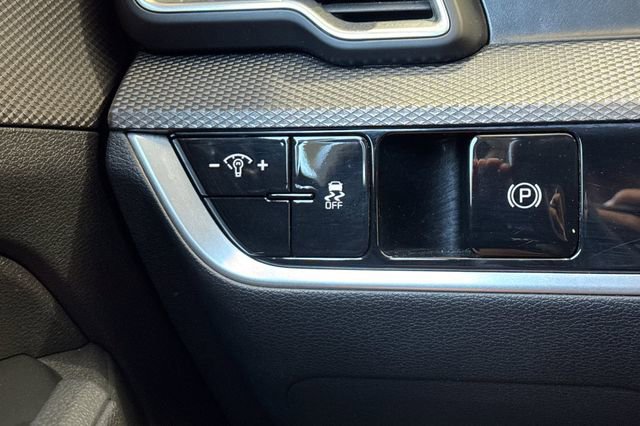Used 2024 Kia Sportage LX FWD image 30