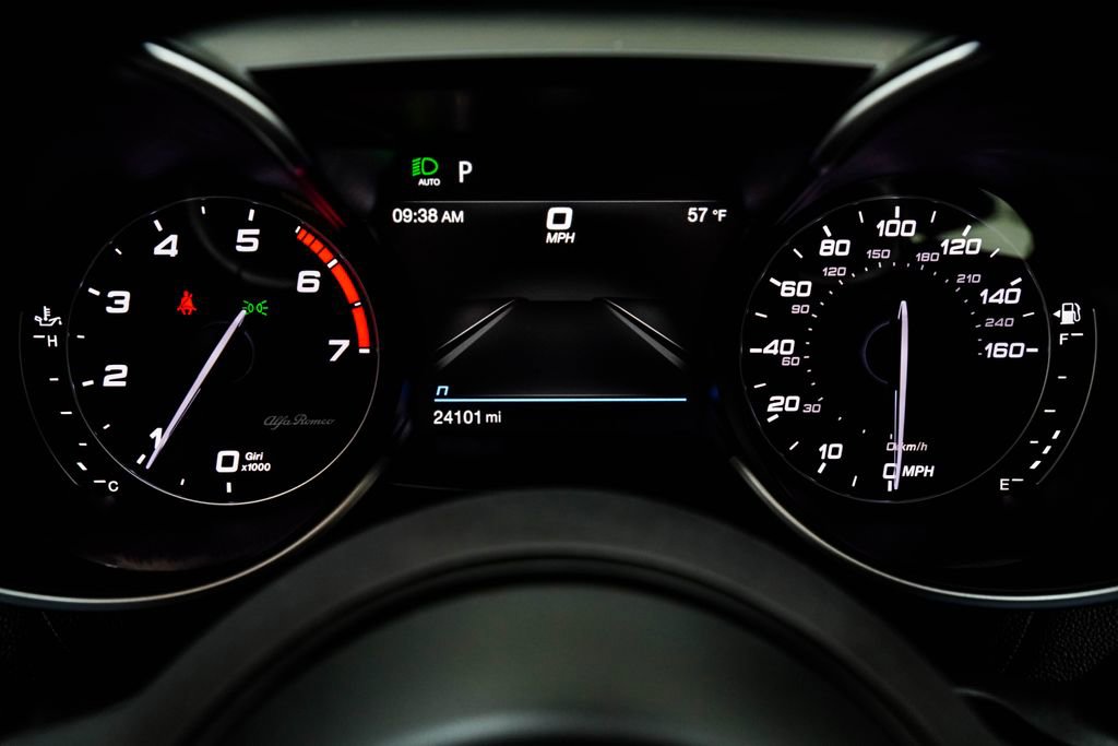 Used 2023 Alfa Romeo Giulia Ti image 35