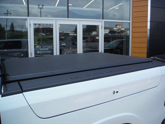 New 2027 RAM 1500 Tungsten w/ Trailer Tow Group AWD/4WD image 8