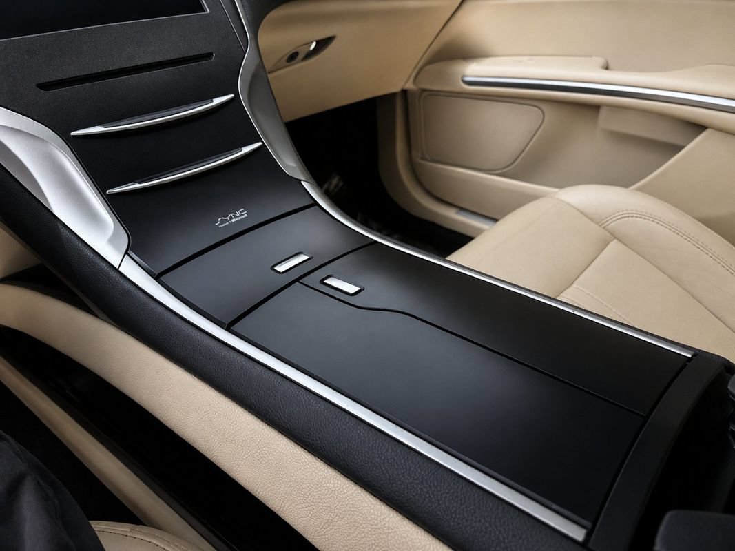 Used 2013 Lincoln MKZ Hybrid FWD image 15