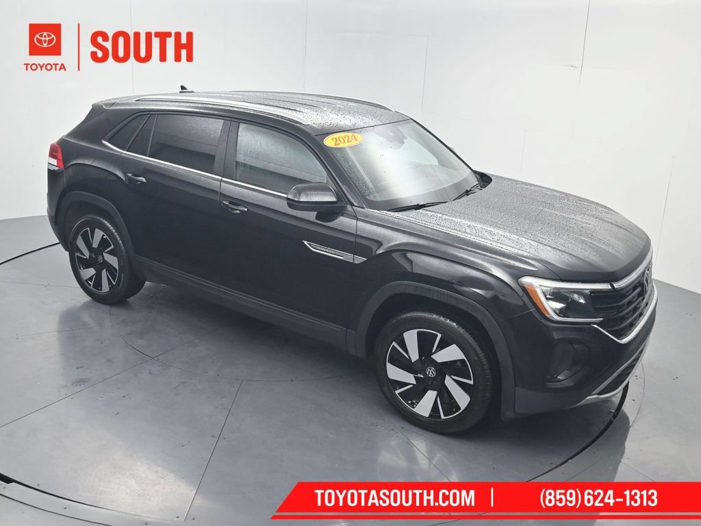 Used 2024 Volkswagen Atlas Cross Sport SE FWD image 54