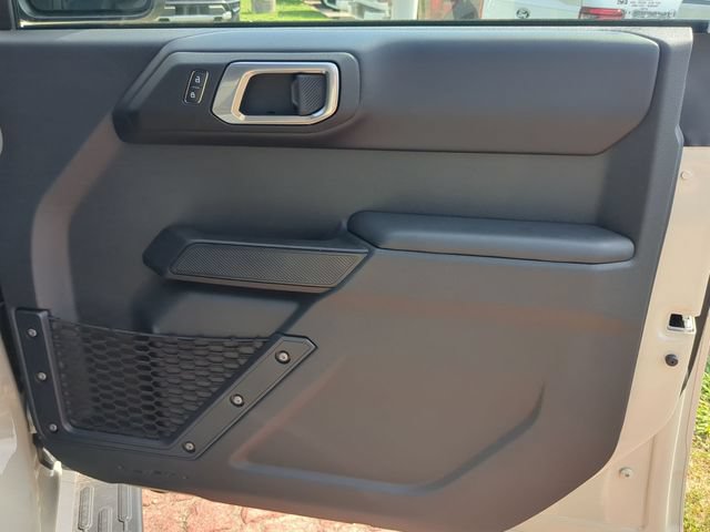 New 2025 Ford Bronco Outer Banks w/ Sasquatch Package AWD/4WD image 36
