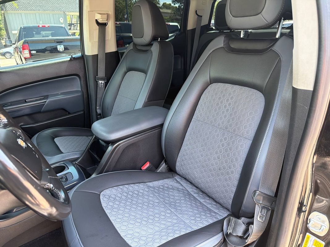 Used 2016 Chevrolet Colorado Z71 AWD/4WD image 9