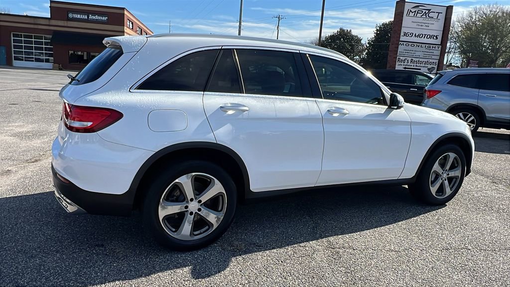 Used 2017 Mercedes-Benz GLC 300 image 5