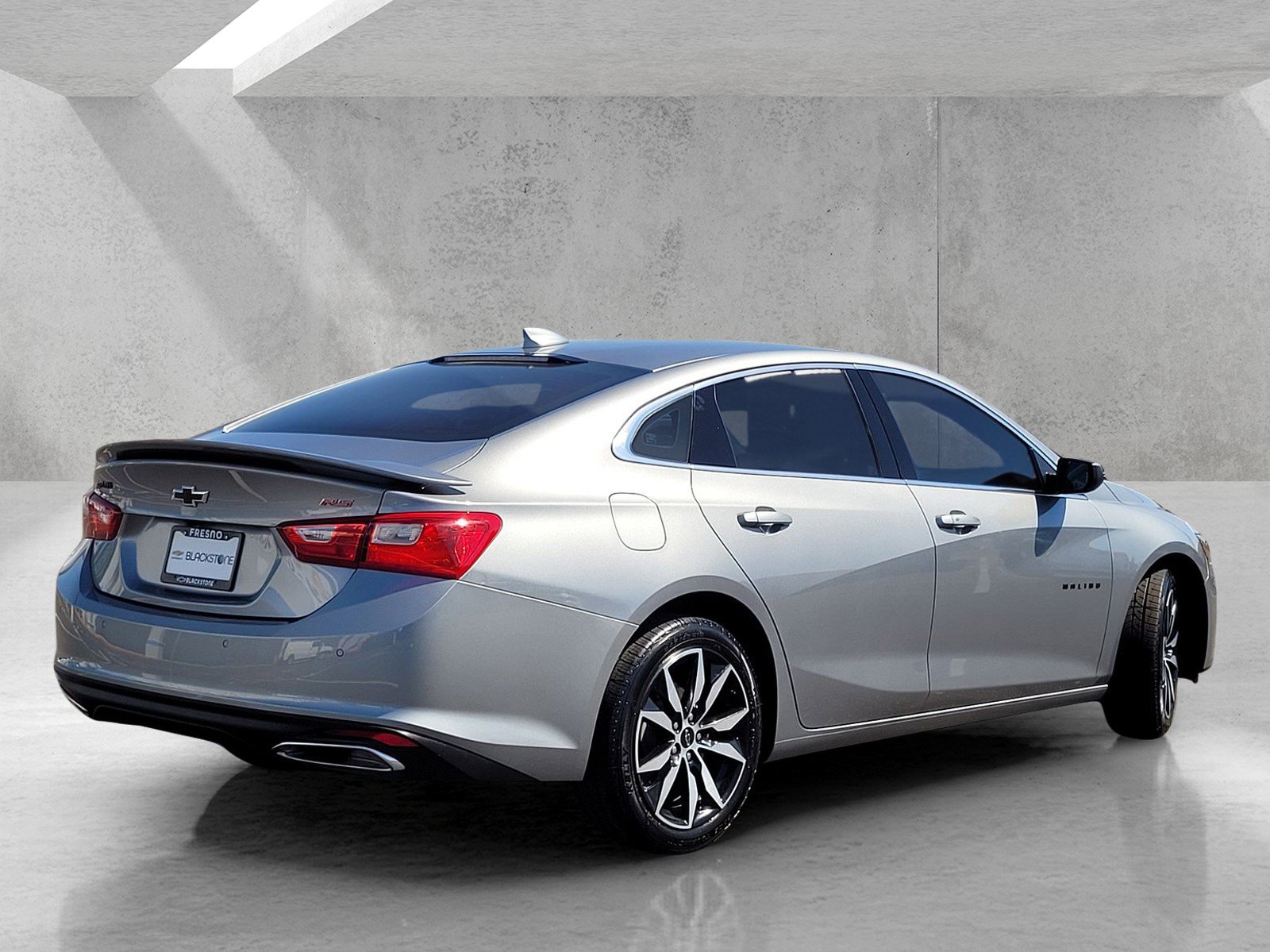 Used 2024 Chevrolet Malibu RS FWD image 4
