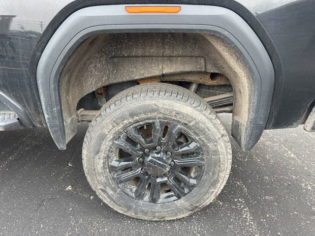 Used 2023 GMC Sierra 2500 Denali w/ Denali Black Diamond Edition image 17