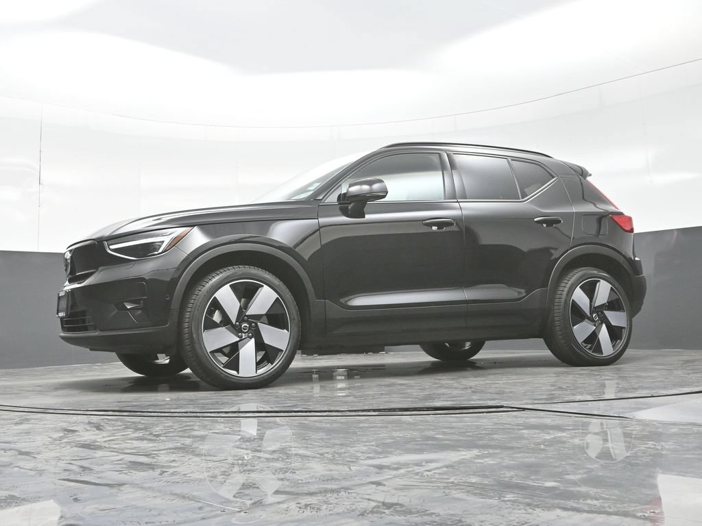Used 2023 Volvo XC40 Recharge Ultimate w/ Protection Package Premier AWD/4WD image 28