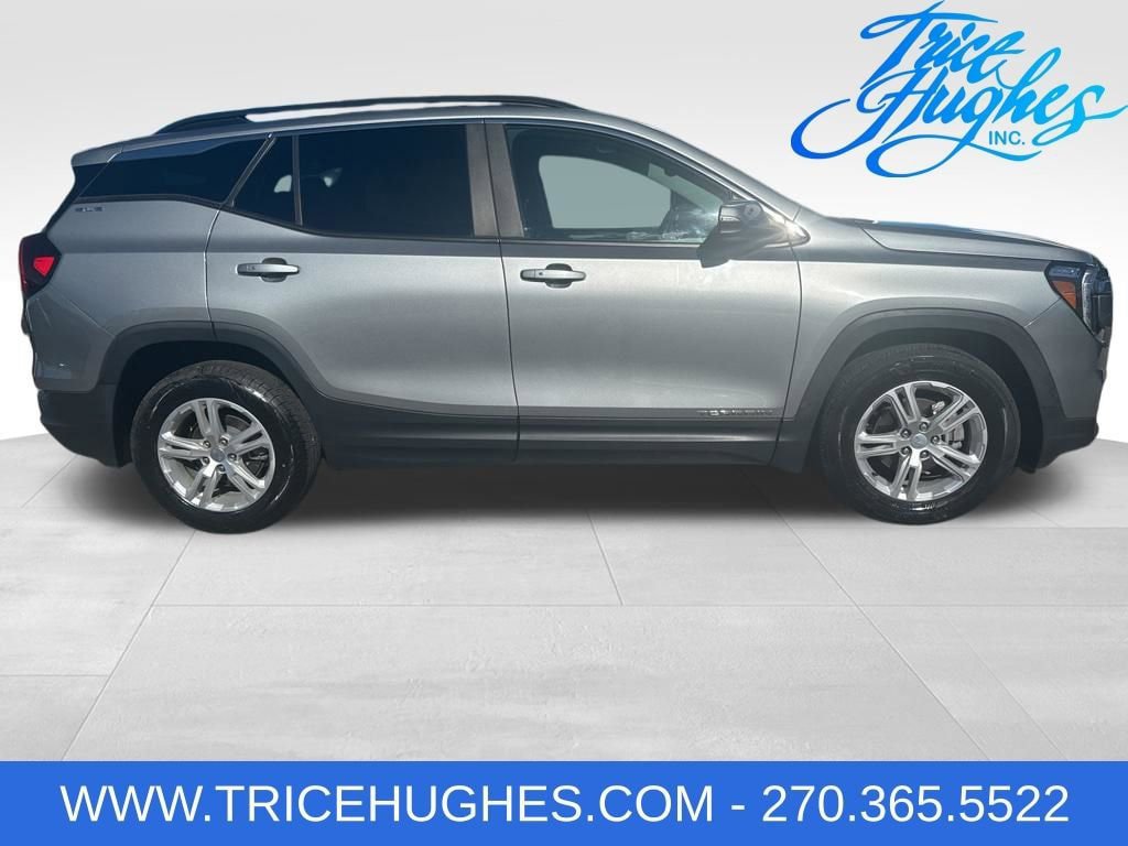 Used 2023 GMC Terrain SLE w/ Driver Convenience Package FWD image 1