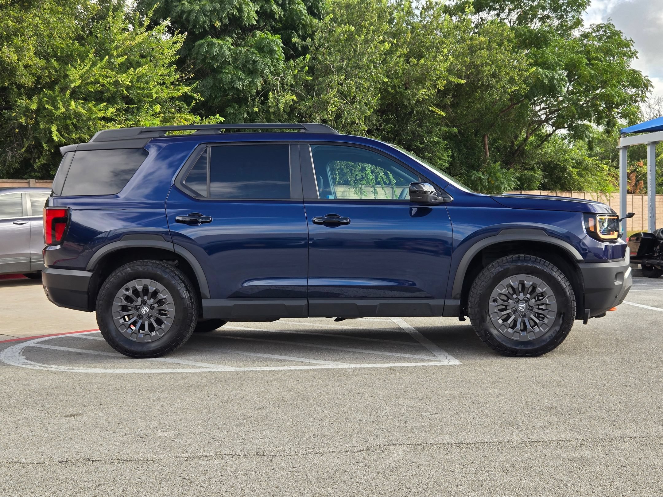 Used 2026 Honda Passport TrailSport image 2