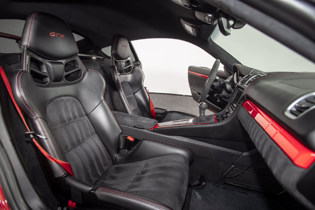 Used 2016 Porsche Cayman GT4 RWD image 40