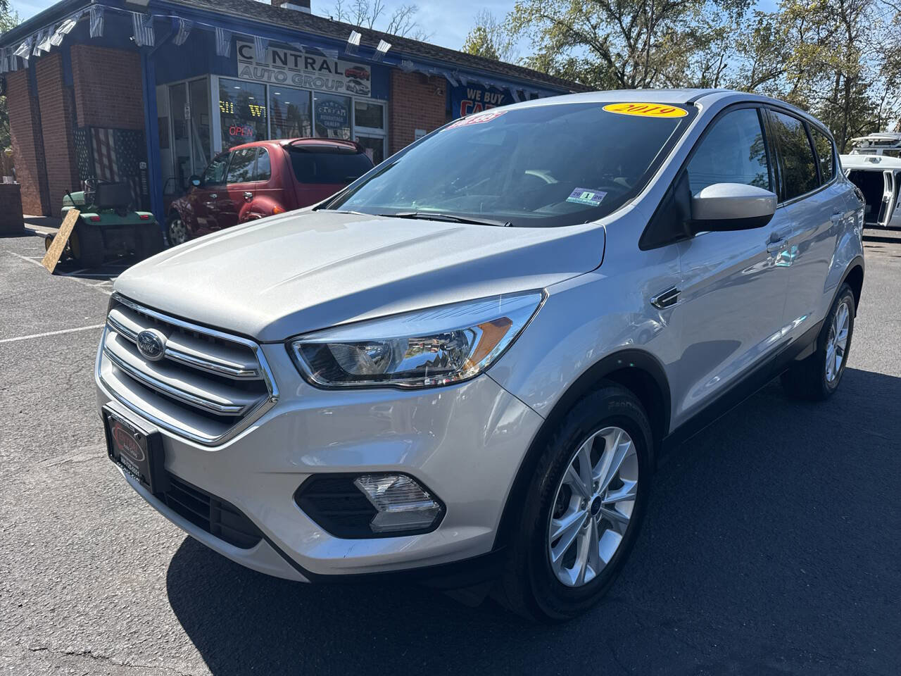 Used 2019 Ford Escape SE
