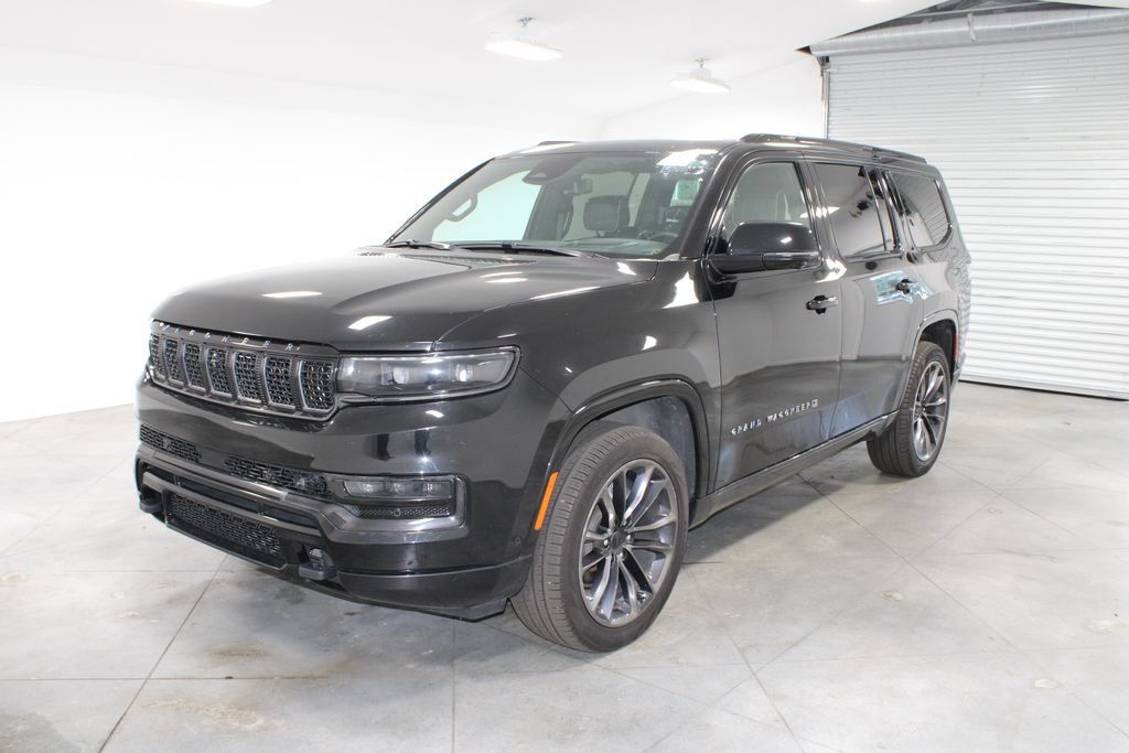 Used 2025 Jeep Grand Wagoneer Series II Obsidian w/ Quick Order Packagew 28T AWD/4WD image 4