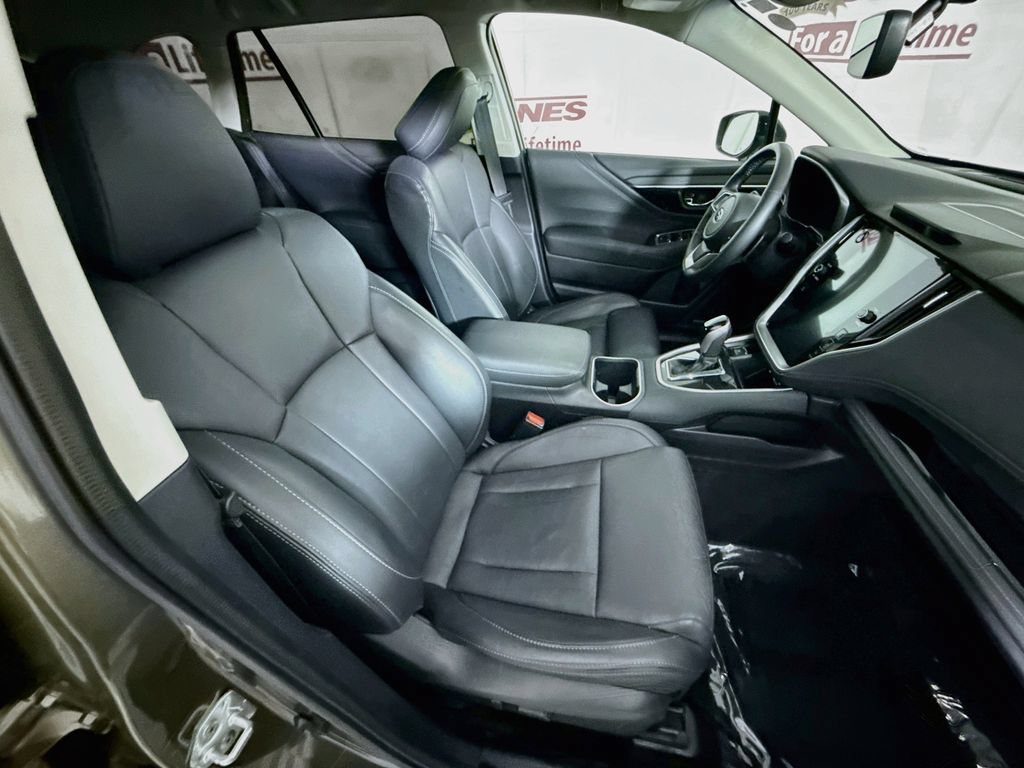 Used 2022 Subaru Outback Limited AWD/4WD image 34