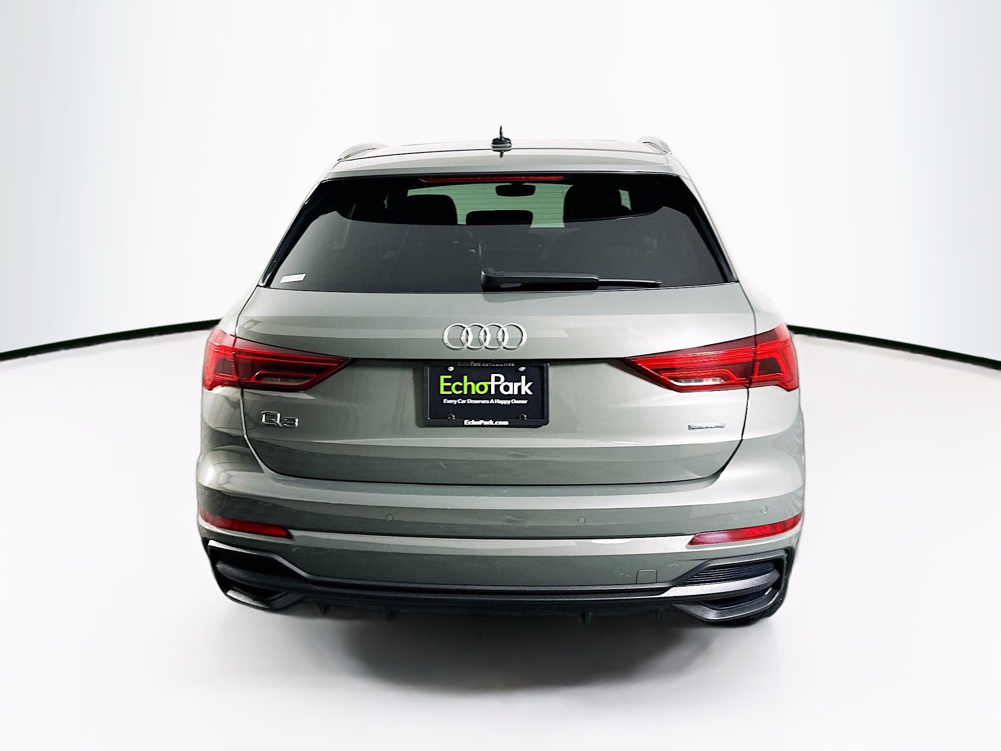 Used 2023 Audi Q3 2.0T Premium image 7