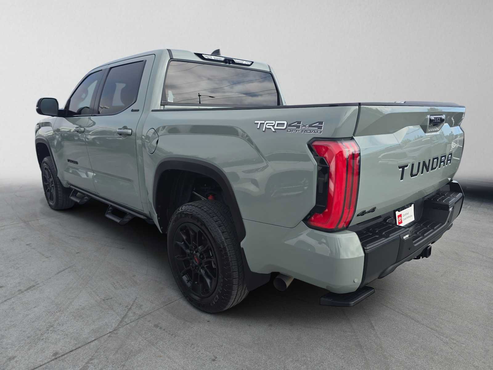 Certified 2025 Toyota Tundra Limited AWD/4WD image 5