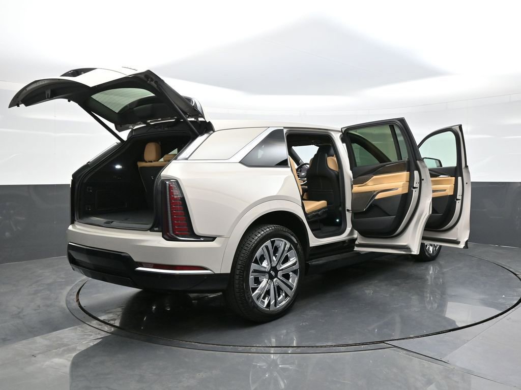 New 2026 Cadillac Escalade IQ Luxury 2 w/ LPO, Radiant Package AWD/4WD image 55