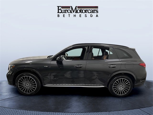 Used 2025 Mercedes-Benz GLC 350e 4MATIC image 2