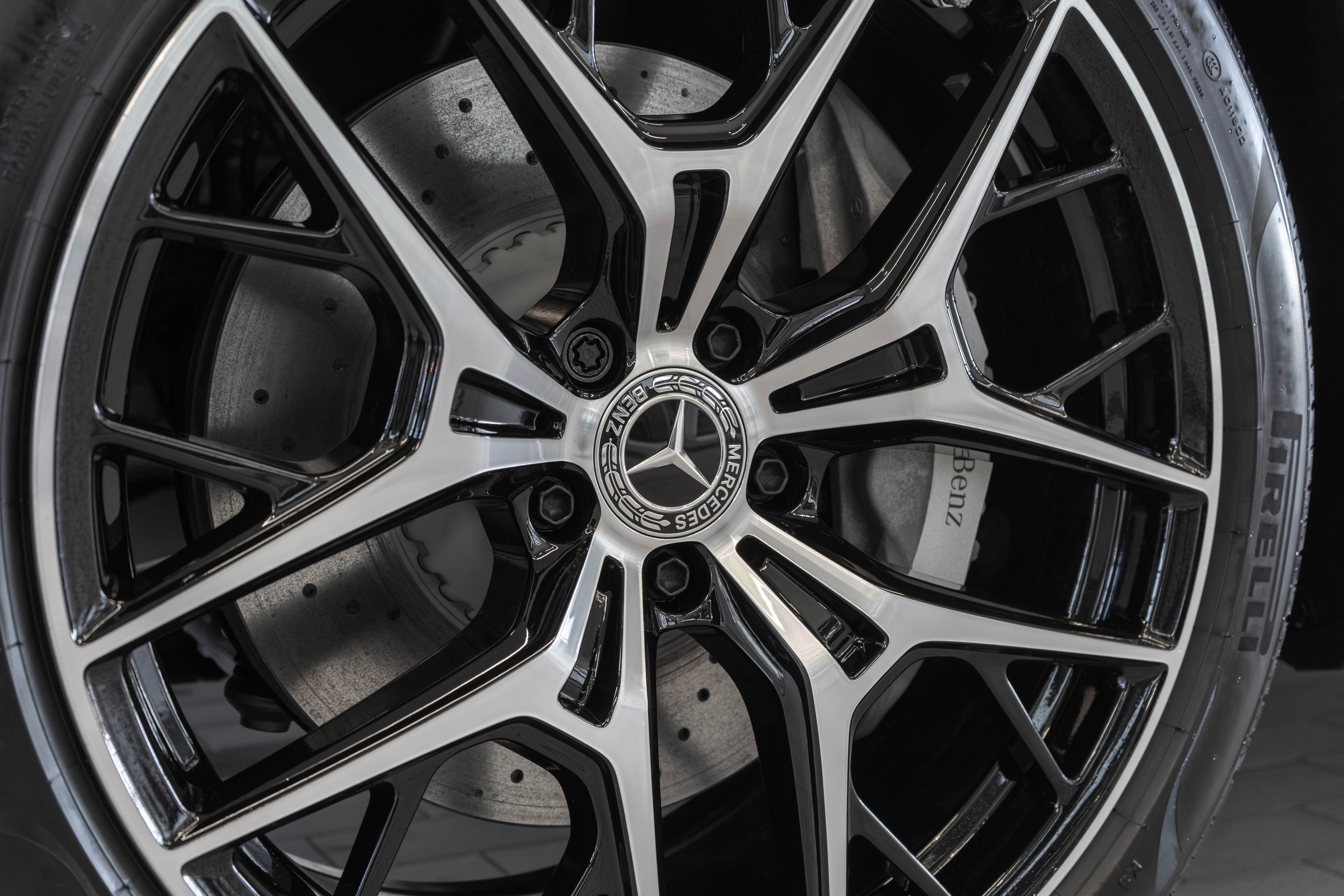 New 2025 Mercedes-Benz E 450 4MATIC All-Terrain Wagon image 31