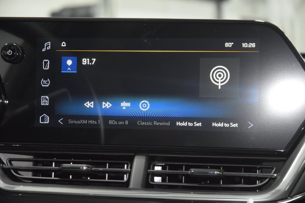 New 2026 Chevrolet Trax RS w/ Sunroof Package FWD image 30