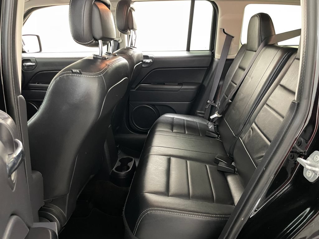 Used 2017 Jeep Patriot High Altitude AWD/4WD image 7