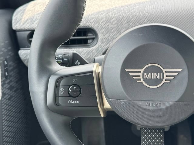 Used 2025 MINI Cooper S FWD image 21