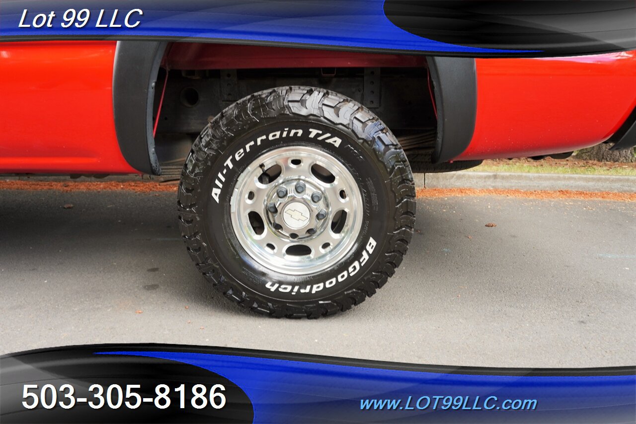 Used 2007 Chevrolet Silverado 2500 LT w/ Onstar Plus Package AWD/4WD image 3