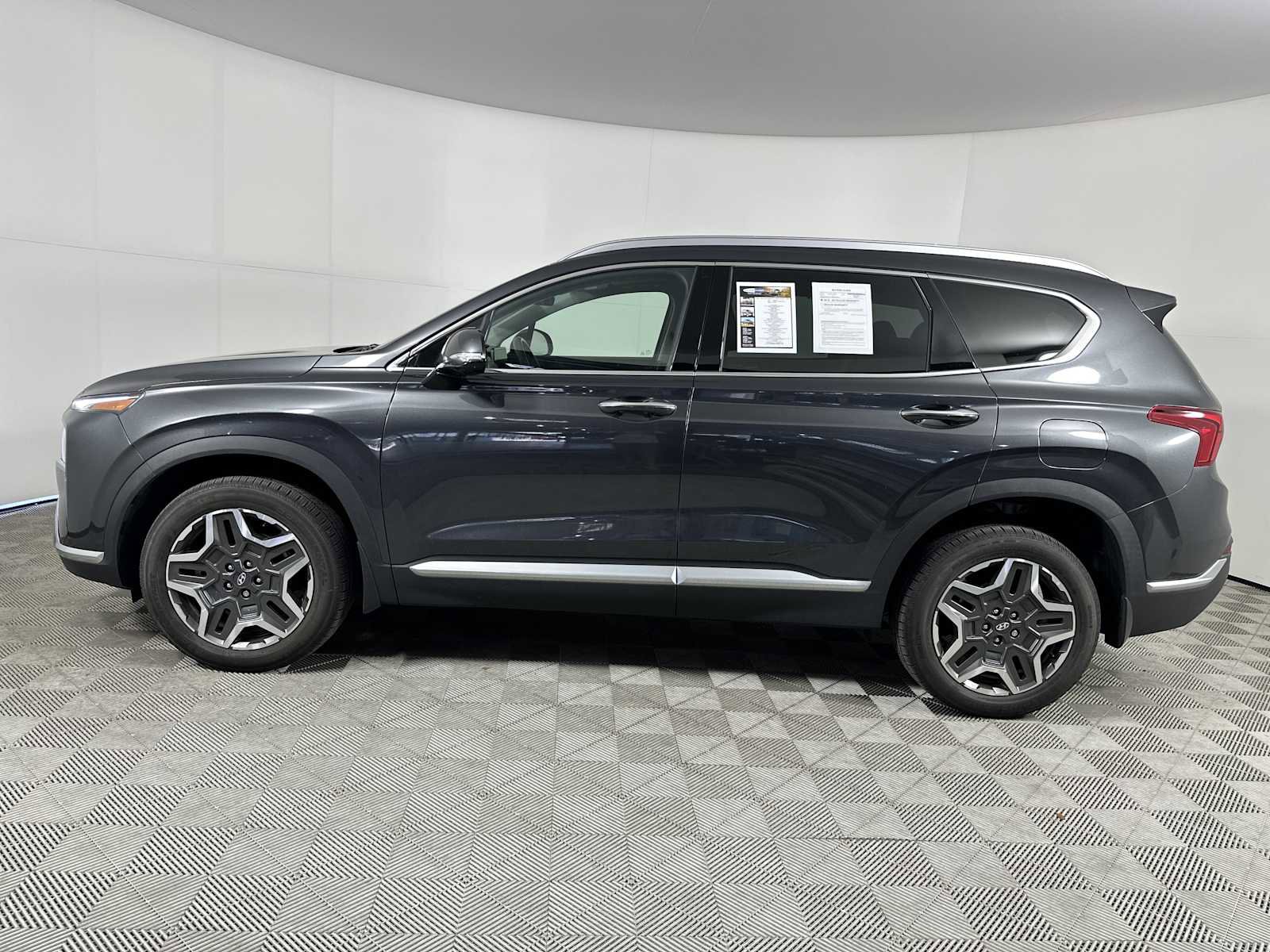 Certified 2023 Hyundai Santa Fe SEL Premium image 5