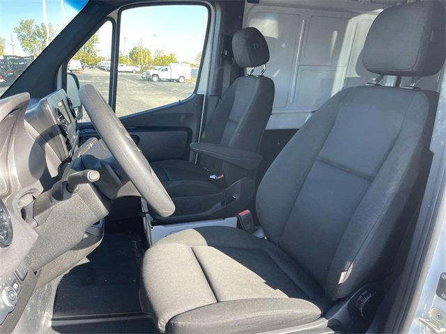 Used 2024 Mercedes-Benz Sprinter 2500 w/ Acoustic Package image 6
