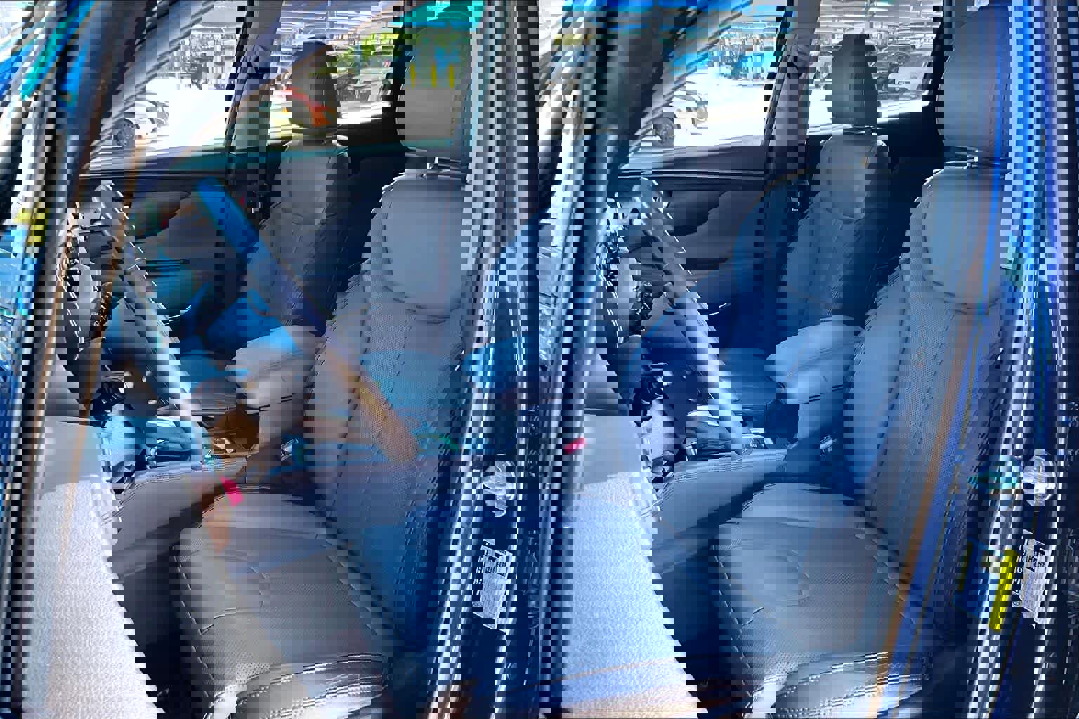 Used 2020 Hyundai Santa Fe Limited image 8