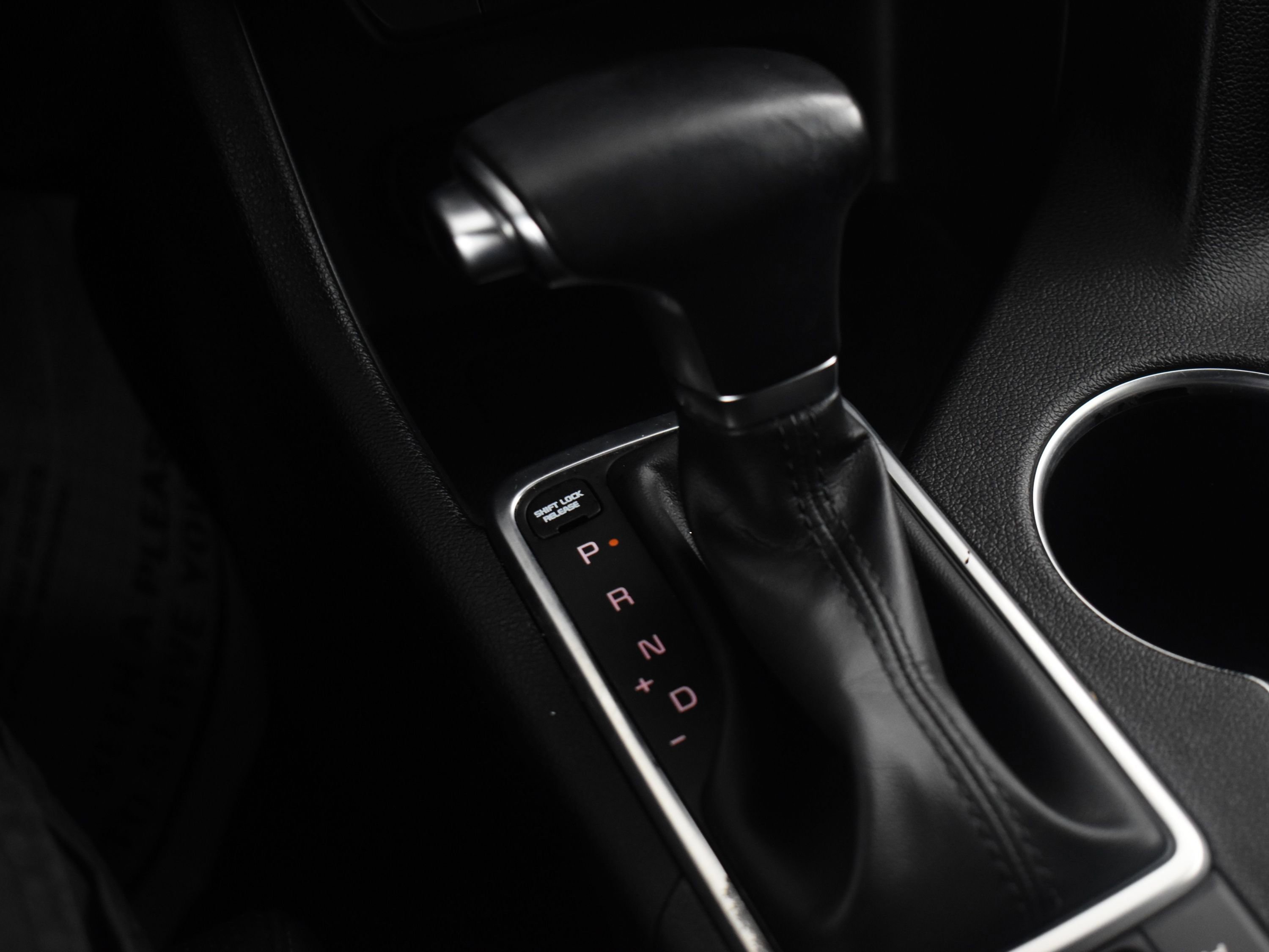 Used 2022 Kia Sportage Nightfall Edition w/ Nighfall AWD Premium Package image 38