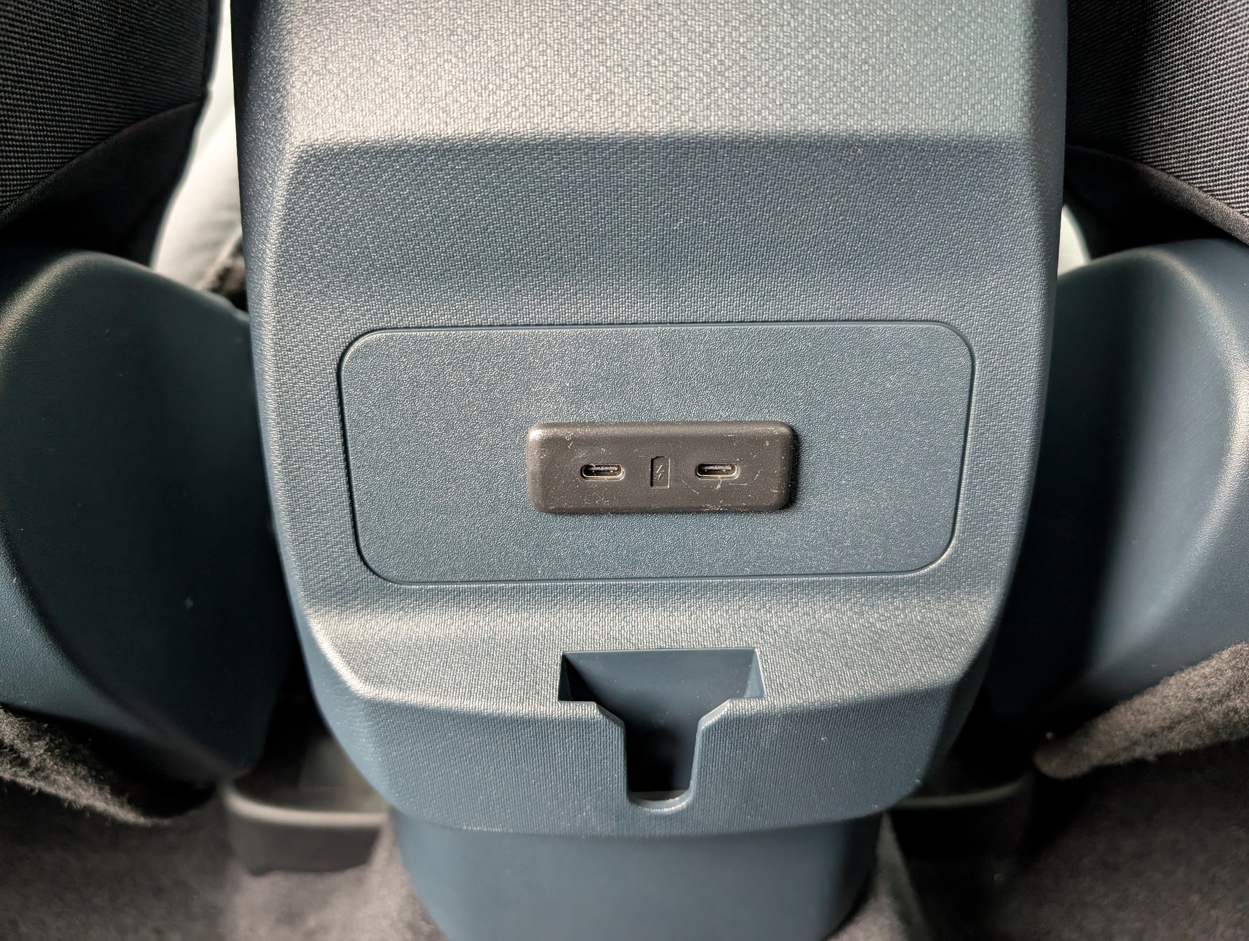 New 2025 Ford Maverick XL w/ Equipment Group 102A image 11