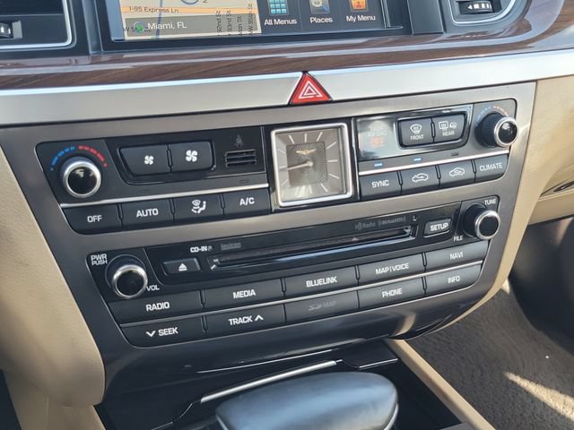 Used 2018 Genesis G80 3.8 w/ Option Group 02 RWD image 28