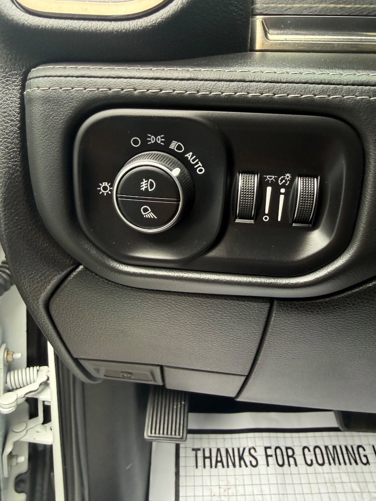 Used 2020 RAM 2500 Limited AWD/4WD image 14