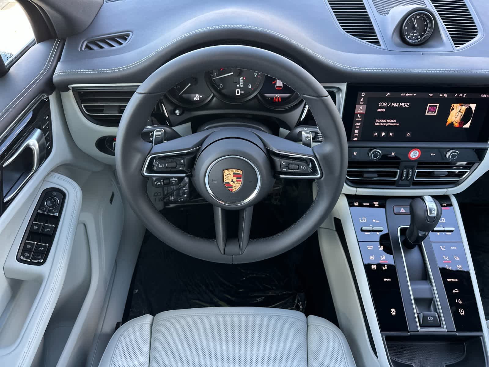 New 2026 Porsche Macan AWD/4WD image 15