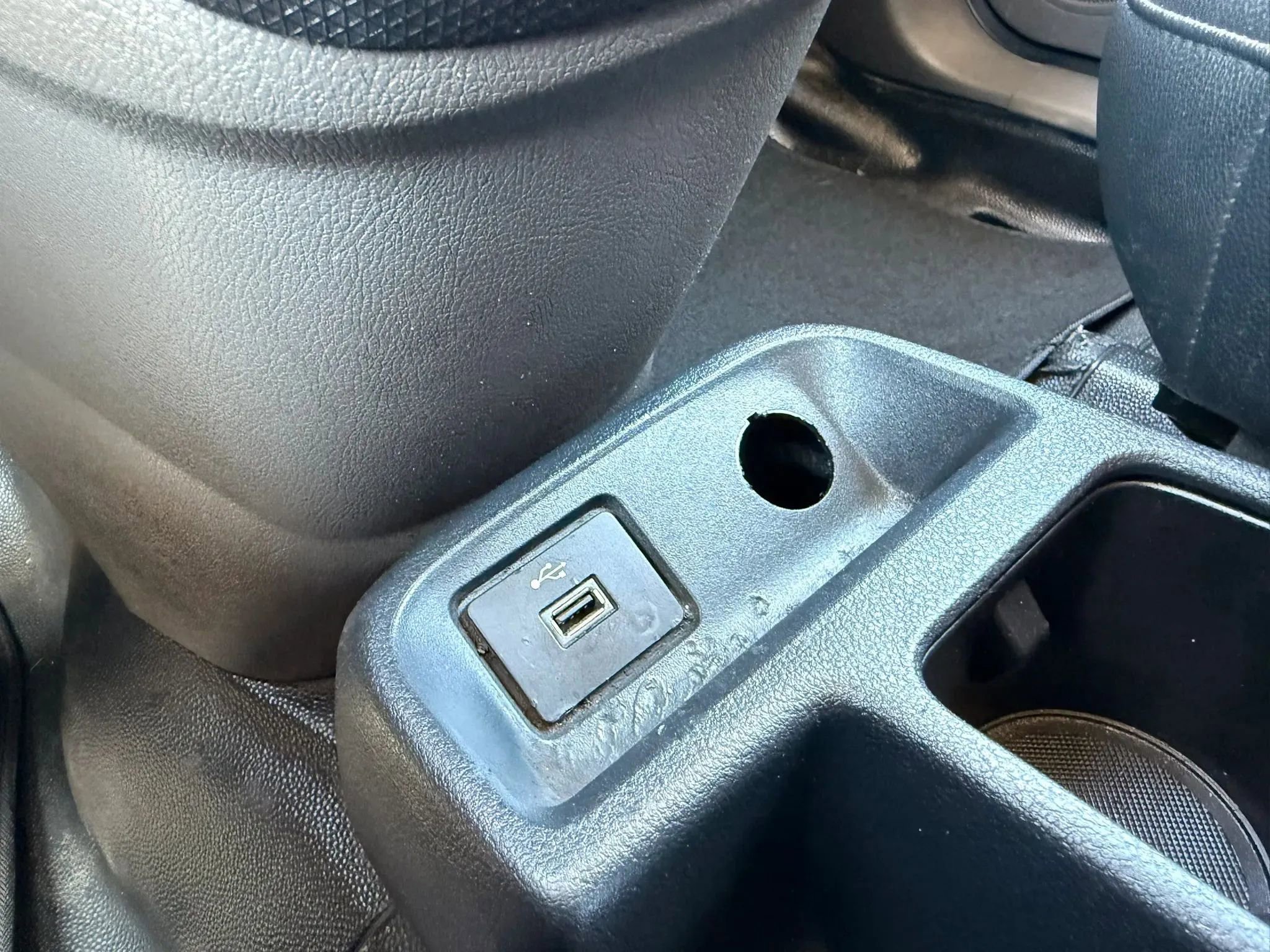 Used 2020 Ford Transit Connect XL FWD image 21