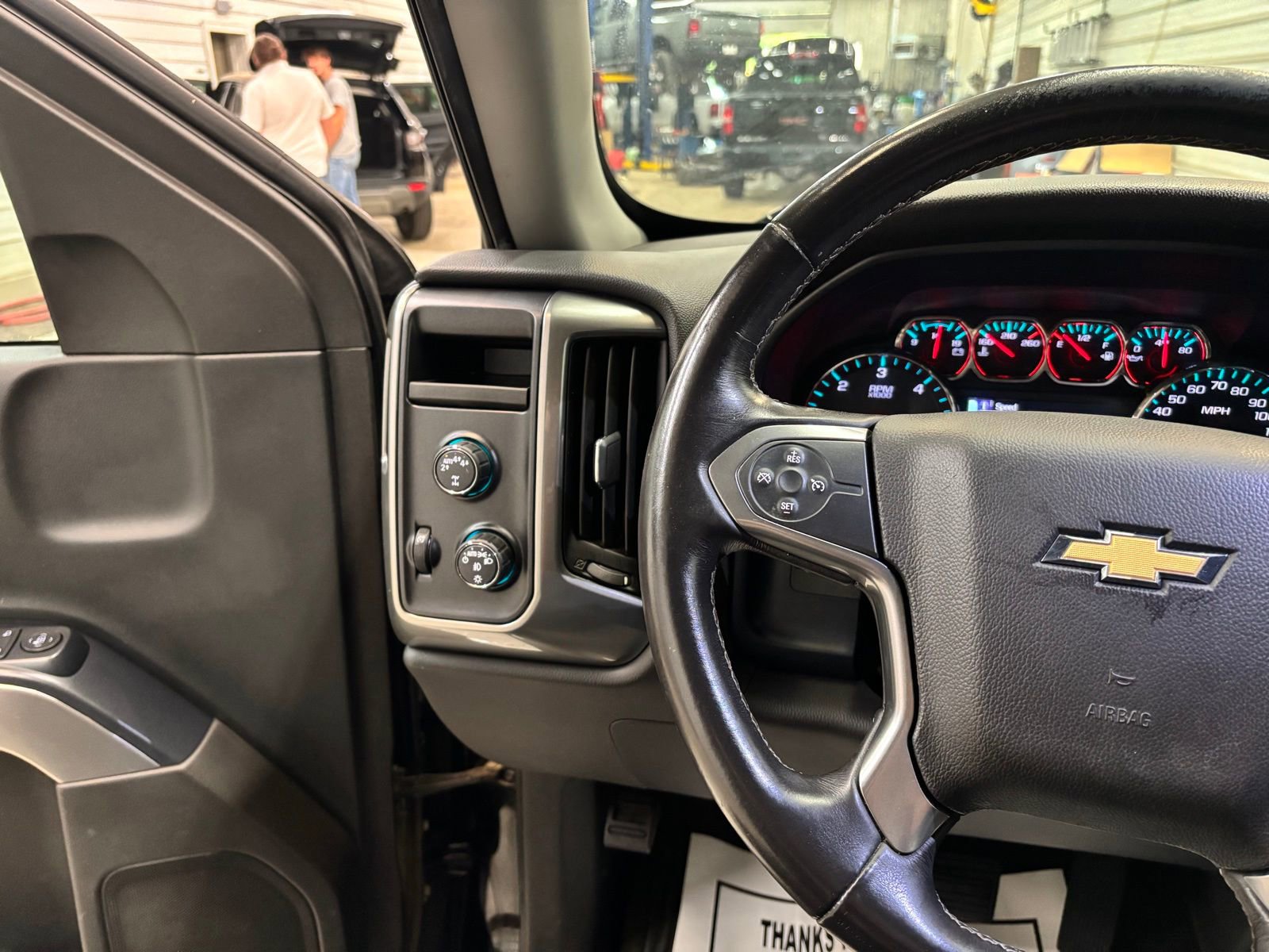 Used 2018 Chevrolet Silverado 1500 LT w/ All Star Edition AWD/4WD image 16