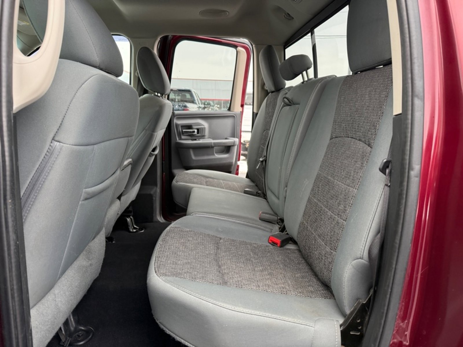 Used 2017 RAM 1500 Classic SLT w/ Luxury Group image 14