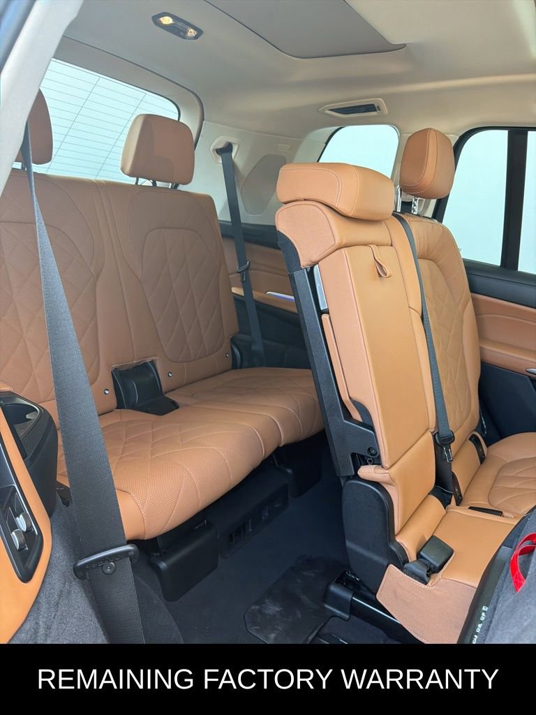 Used 2024 BMW X7 xDrive40i image 22